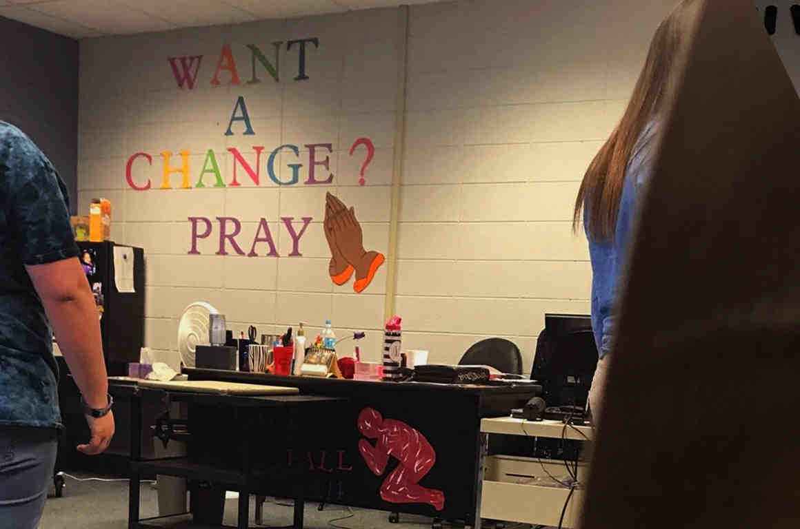 public prayer should be allowed in schools