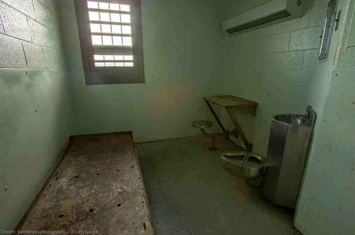 A solitary confinement cell