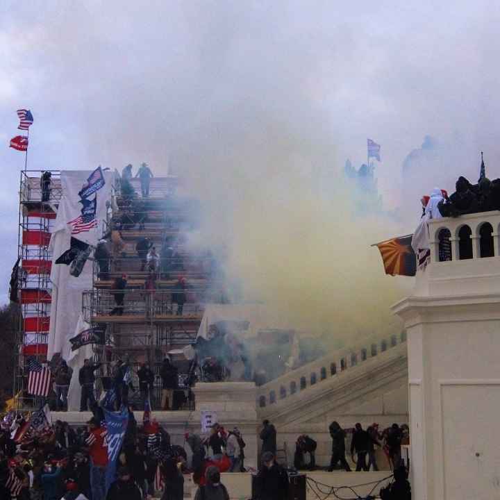 Image of white nationalists storming the U.S. Capitol